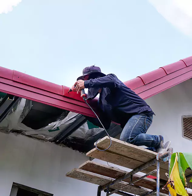 Expert Gutter and Roof Repair: Keeping Glen Ellyn Properties Dry and Protected