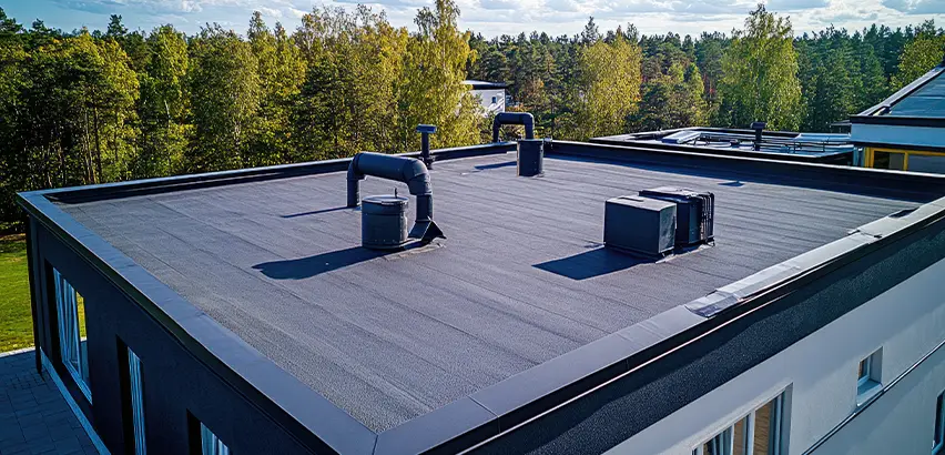 Professional Flat Roof Replacement Services in Glen Ellyn, IL