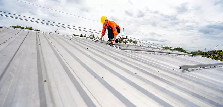 Metal Roof Repairs in Glen Ellyn