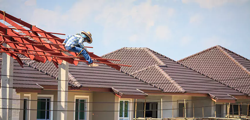 Professional Wind Damage Roof Repair Services in Glen Ellyn, IL